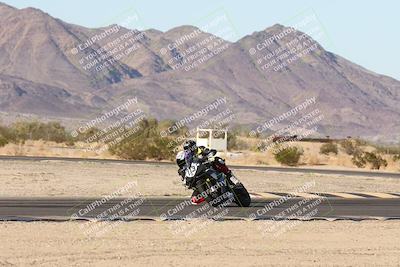 media/Nov-02-2025-CVMA (Sun) [[337aff29ab]]/Race 16-Formula Twins-Formula 40 UL(Holeshot)/